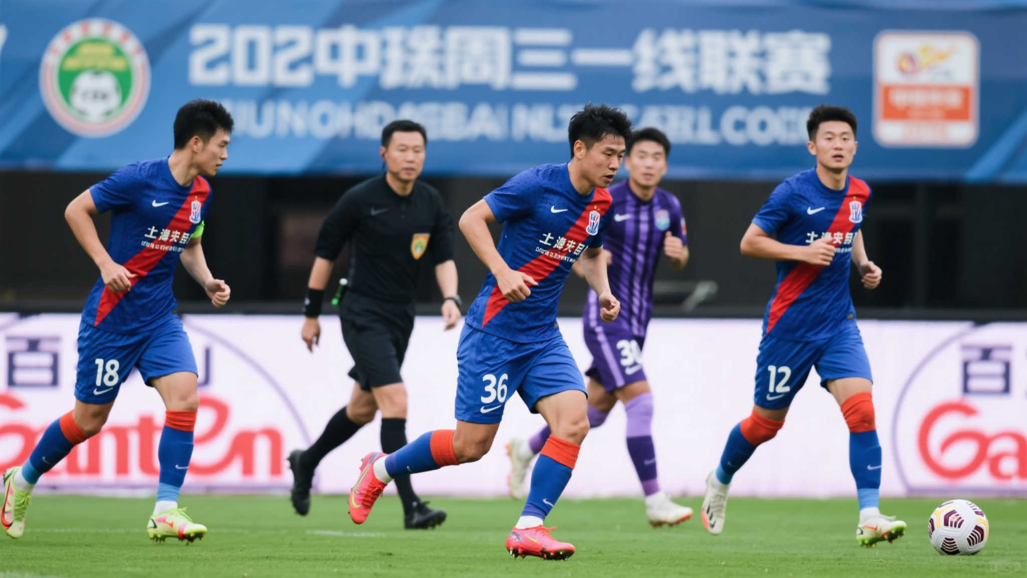 足球报:连战压力与伤病挑战,申花对阵津门虎面临考验 足球报:连战压力与伤病挑战,申花对阵津门虎面临考验